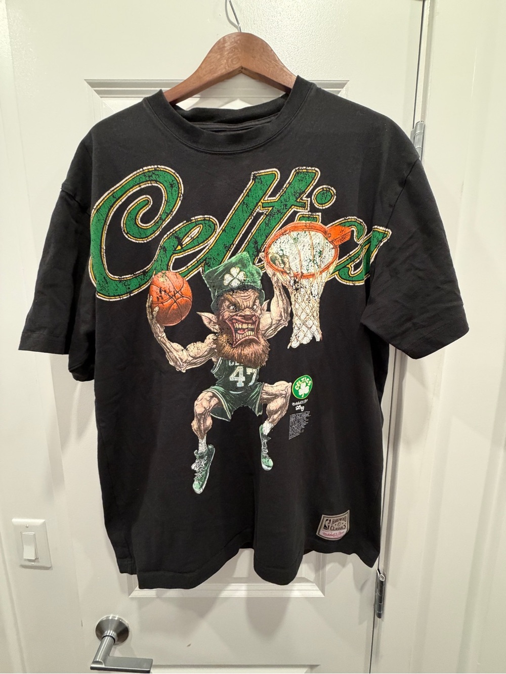 Mitchell & Ness x LRG Boston Celtics Leprechaun Graphic Tee - Size XL